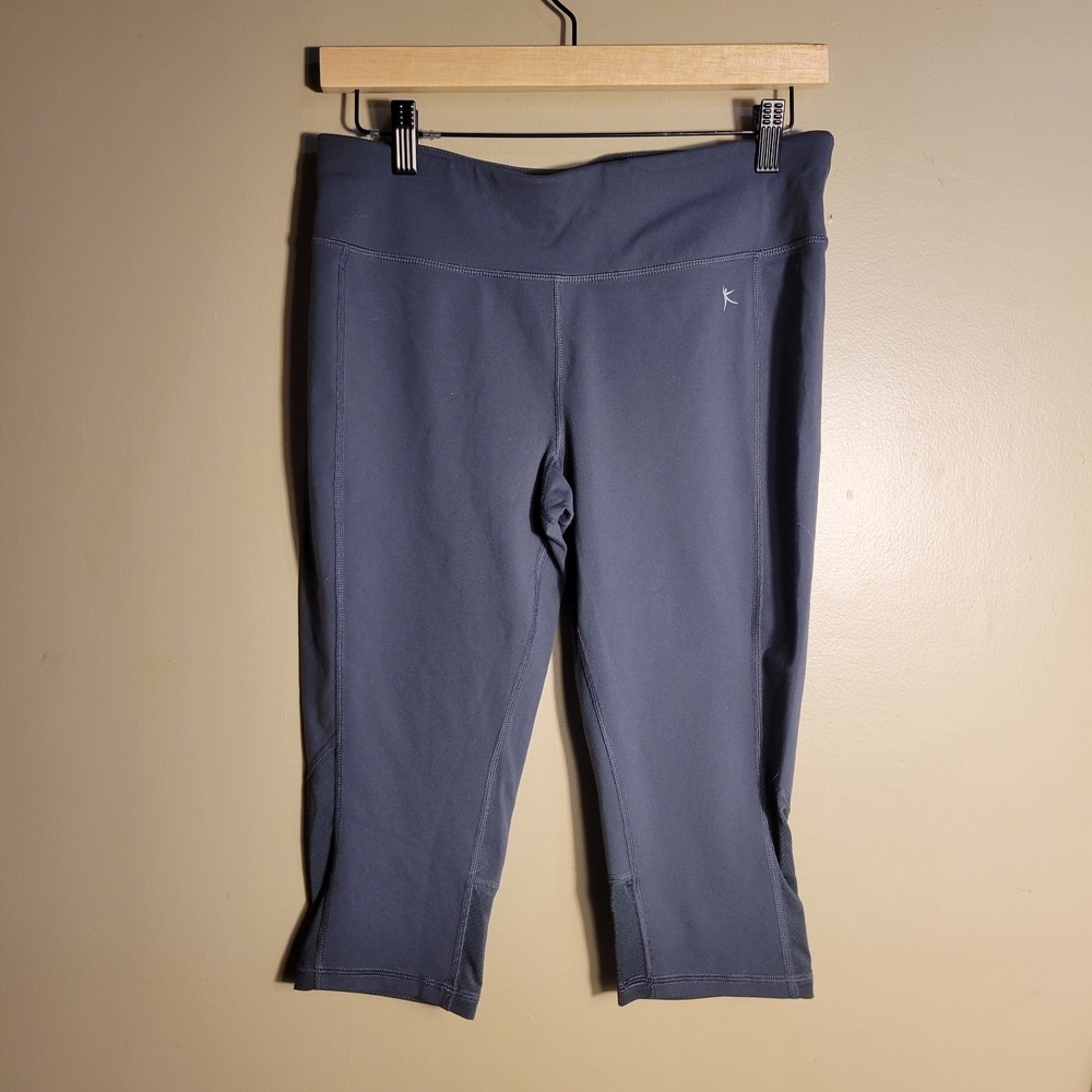 Danskin Now‎ Women's M 8-10 Gray Capri Leggings Mesh Panels Fitted Workout Yoga